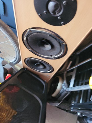 Tower speakers full working - tower,