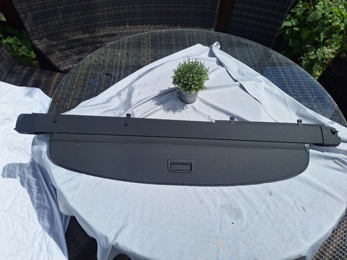 Audi line retractable - line,