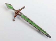 ALEXANDER RITCHIE IONA DESIGN SILVER ENAMEL SWORD BROOCH PIN BY A H DARBY 1945
