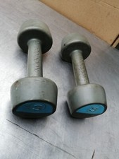 NO830 REEBOK  2 X 3KG DUMBELLS "YOU GET BOTH DUMBELLS"