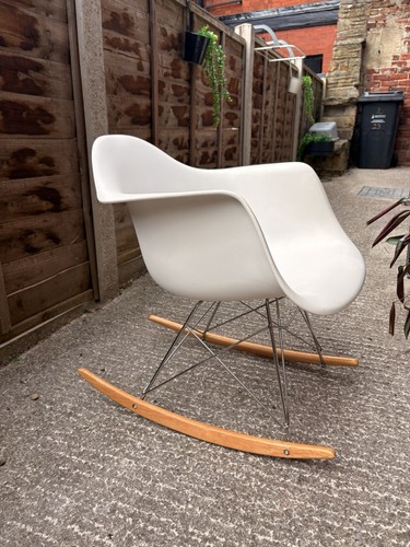 Eames style rocking chair - style,