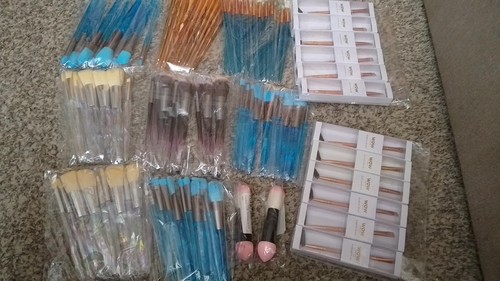Joblot bundle makeup brushes - bundle,
