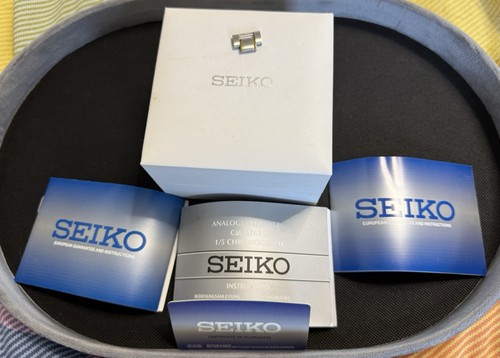 Seiko men chronograph date - seiko,