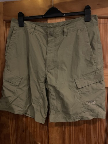Men north face horizon - face,