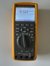 Fluke 287 True RMS Multimeter With Fluke Red And Black Test Leads.