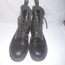 Dr Martens Doc 1460 Classic