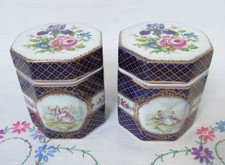 VINTAGE PAIR OF ROSELLE OCC LIDDED POTS DECORATIVE ROMANTIC SCENES FLORAL & GILT