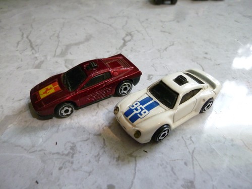 Micro hot wheels ferrari - hot,