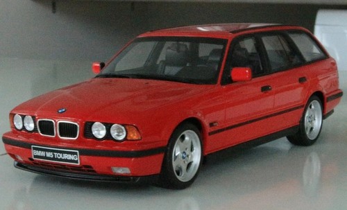 Miniature bmw touring - miniature, e34