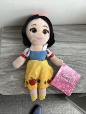 OFFICIAL DISNEY PRINCESS SNOW