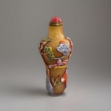 Vintage Chinese Figural Snuff