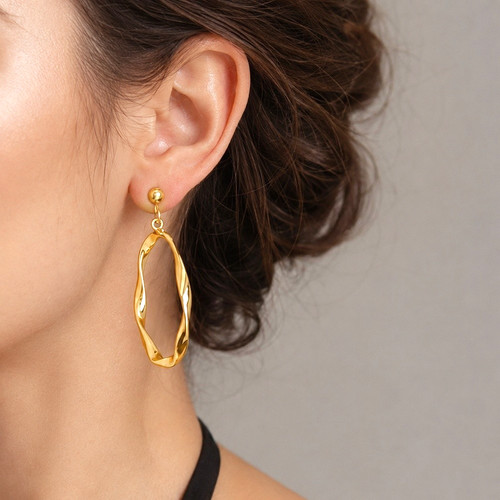 Gold clip earrings twisted - clip, on