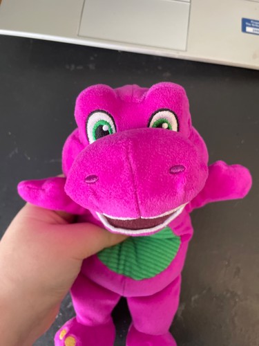 Barney the purple dinosaur - barney,