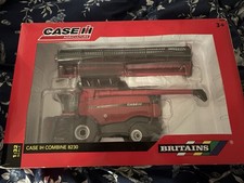 Britains Model Tractor- Case 8230 Model Combine Harvester 1:32 Die Cast