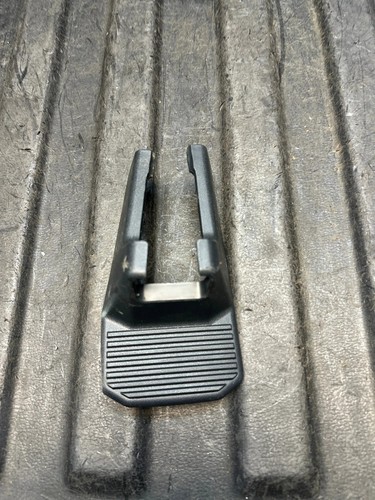 Toyota hilux viii seat - toyota,