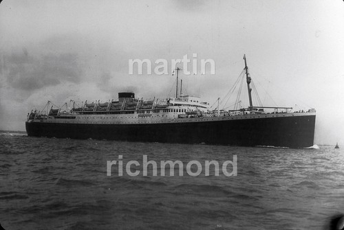 Liner georgic off - cowes, c