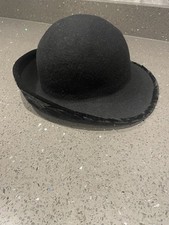 BERMONA TREND VINTAGE BLACK BRIM FELT HAT WITH CRUSHED VELVET