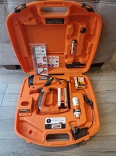 Paslode IM65 F16 Gas Finish Nailer Kit – Nail Gun, Battery, Charger, Case