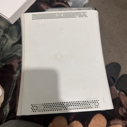 Microsoft xbox 360 60gb - 60gb, hdmi