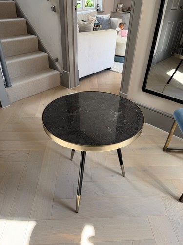 Astley zeus side - zeus, table