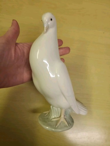 Lladro white vintage - vintage, 🕊