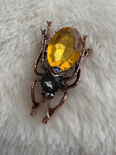 Yellow beetle brooch - yellow,