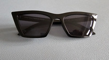 Rayflector cat's eye sunglasses. VTG 772.