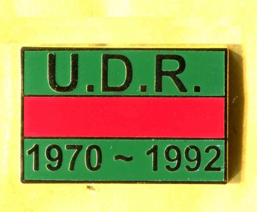 Ulster defence regiment - regiment, lapel