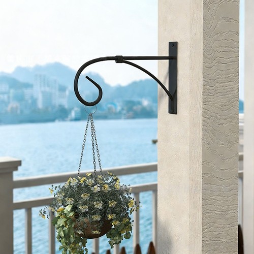 Hanging basket bracket - bracket, with