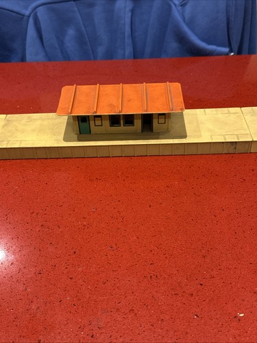 Model railway station tin - station,