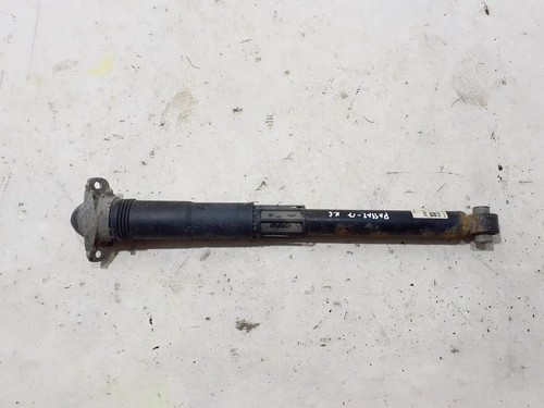 Passat 3g2 rear right - passat,