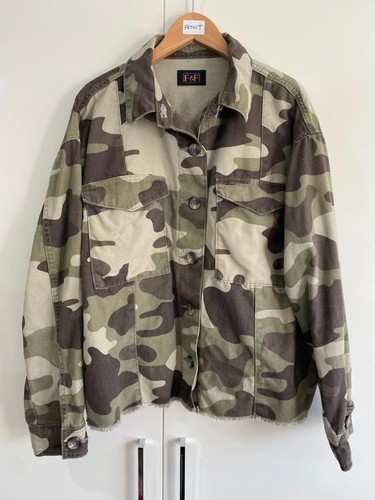 Camouflage jacket size 10 - size,