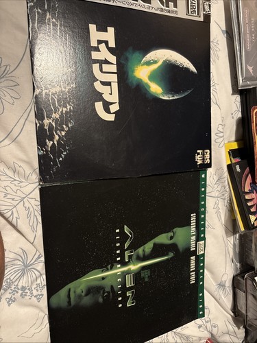 Alien movie laserdiscs - laserdiscs, bundle