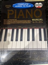 Progressive piano manual for