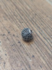 Pandora Essence Wellness Charm