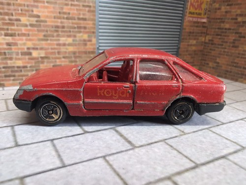 Corgi ford sierra ghia - 2.3,