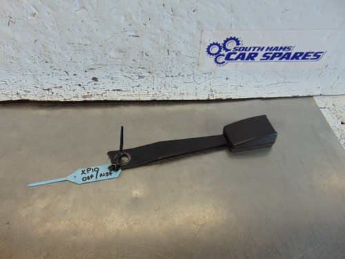 Toyota yaris seatbelt - yaris,