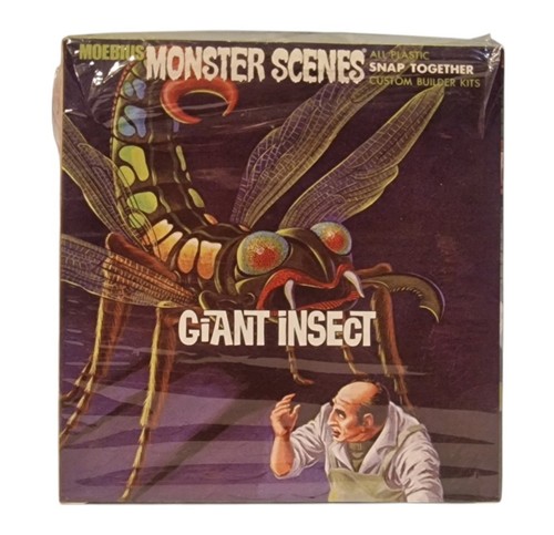 Horror giant insect snap - :,