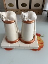 A Very Rare Beswick cruet Set-