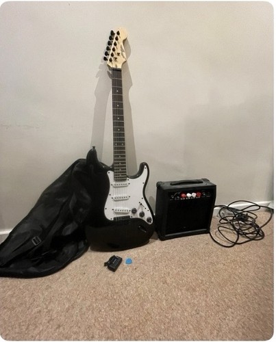 Black solid body right - solid-body, right-handed