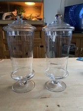 2x Stemed Clear Glass Vases