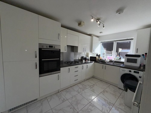 Indesit shape gloss white - indesit,