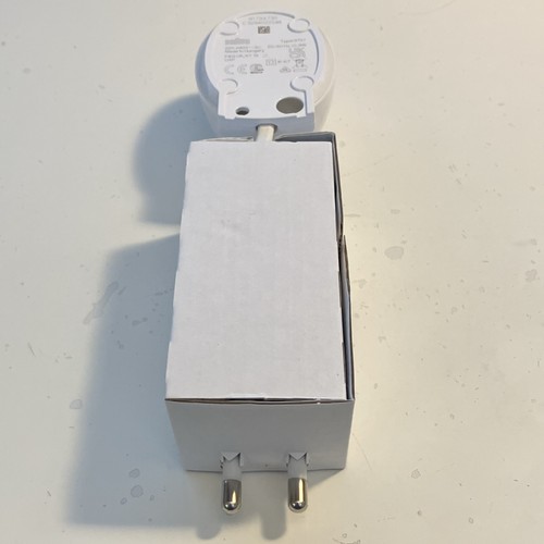 Bnib genuine braun charger - genuine,