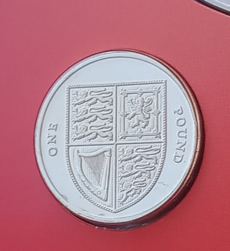 2011 bunc 1 pound - 2011, £1.