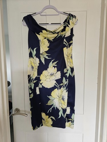 Quiz navy blue floral bodycon - floral,