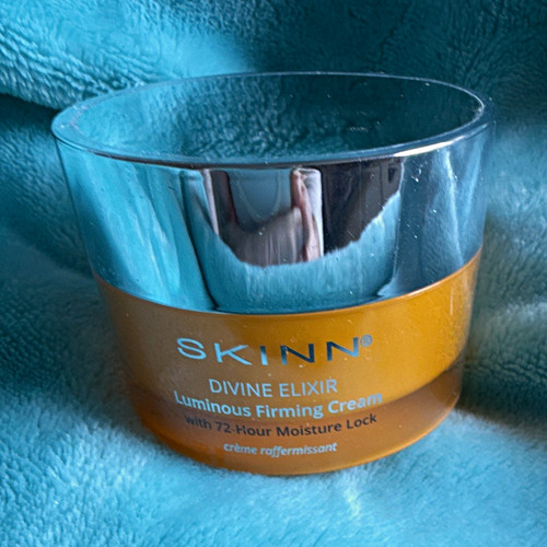 Skinn divine elixir luminous - elixir,