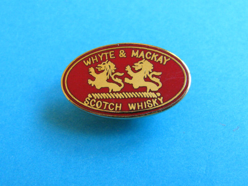 Scotch whisky whiskey pin - /,