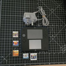 Nintendo 2DS Blue & Black Handheld System games  bundle mario VGC