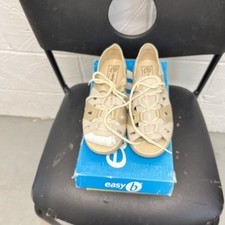 DB Ladies Wide Fitting EE To