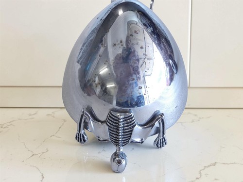 Vintage chrome skull - chrome,